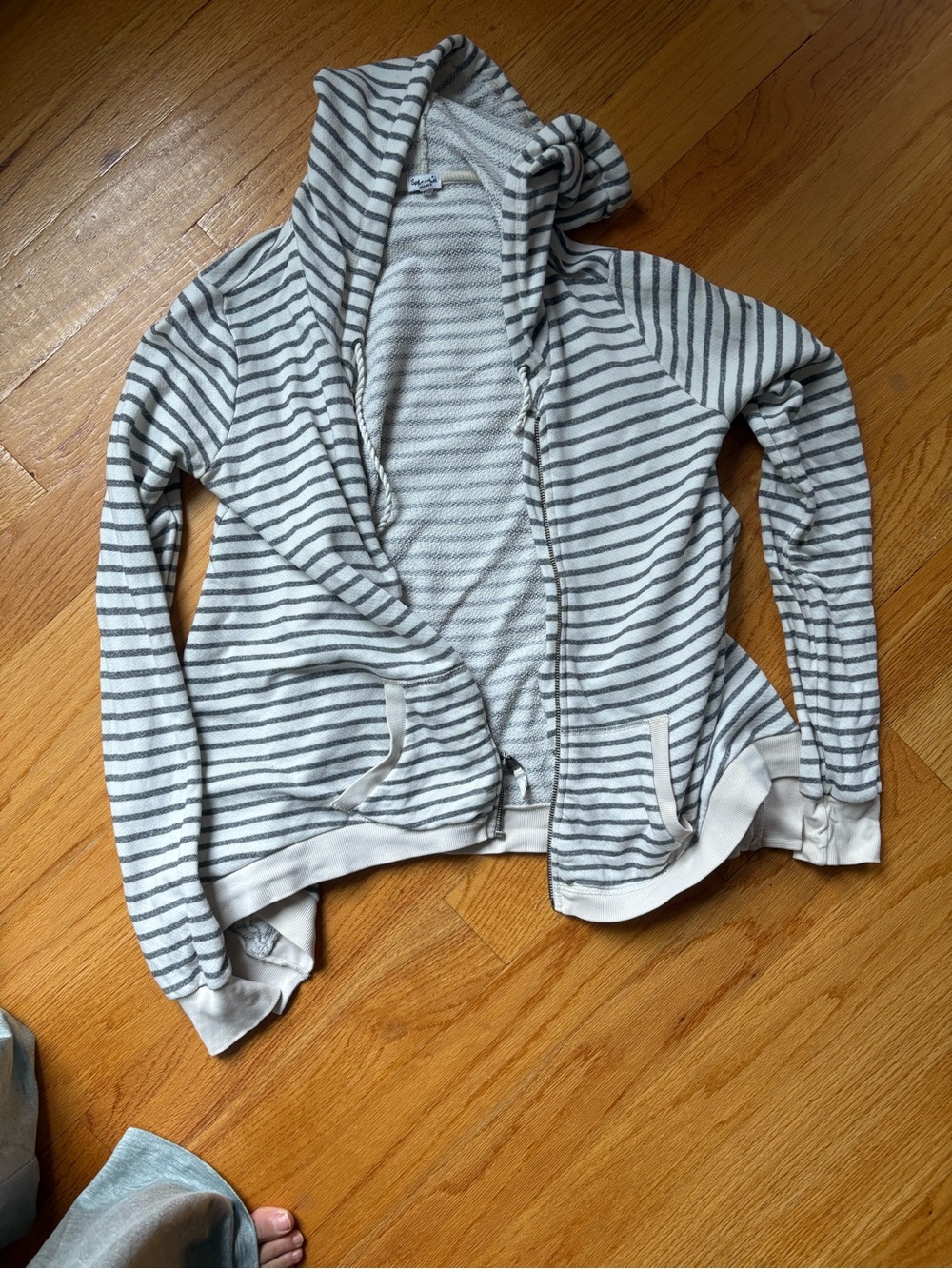 Splendid Cream & Gray Striped Hooded Zip Sweater
